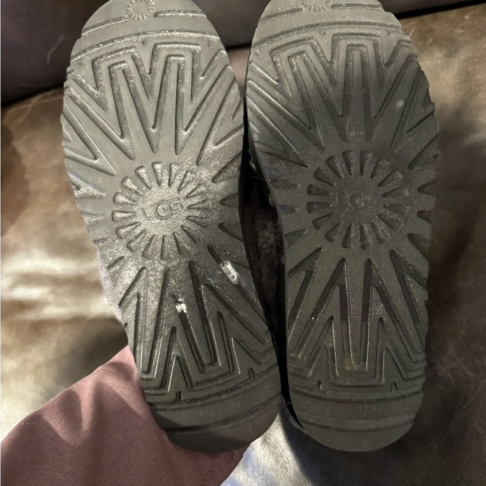 UGG Black and Gray Knit Slippers - Picture 3 of 4